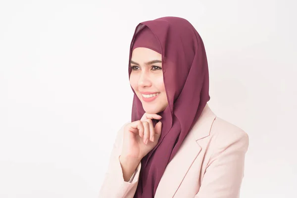 Mooie Zakenvrouw Met Hijab Portret Witte Achtergrond — Stockfoto