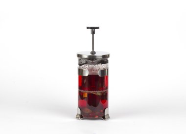 Beyaz bir arka plan üzerinde farklı renkler Bitkisel Çaylar izole