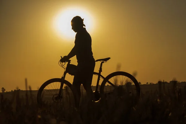 Tramonto Silhouette Retroilluminazione Motociclisti — Foto Stock