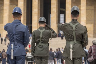 Ankara, Türkiye - 10 Mayıs 2017: Ankara 'da Anitkabir, Nöbet Töreni, Türkiye' de güzel bir yaz günü