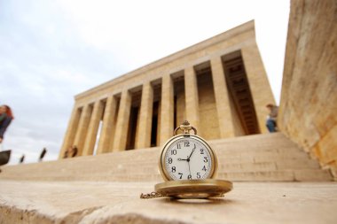 Türkiye, Ankara, Atatürk ün Türbesi ve zaman geçirmeden 0905: