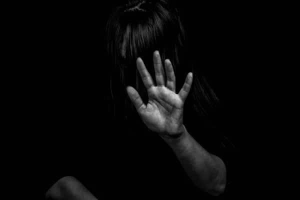 Kadınlara yönelik şiddeti durdurun