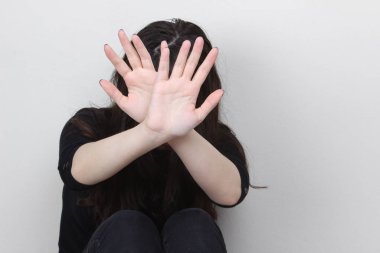 Kadınlara yönelik şiddeti durdurun