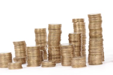 Beyaz arkaplanda metal Türk lirası