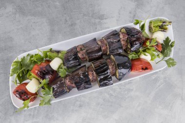 Türk kebap patlıcan ve köfte 