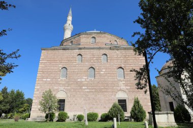 Üsküp, Merkez / Kuzey Makedonya - 08.09.2019: Üsküp 'teki Mustafa Paşa Camii' nin güneydoğu cephesi. 