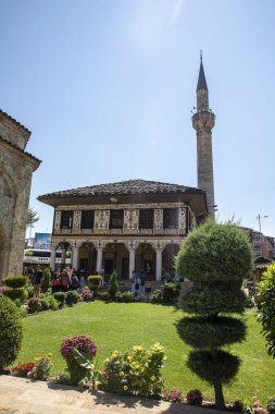 Tetova / Makedonya - 20 Ağustos 2020; Makedonya 'nın Kalkanova kentindeki Boyalı Cami (Alaca Camii)