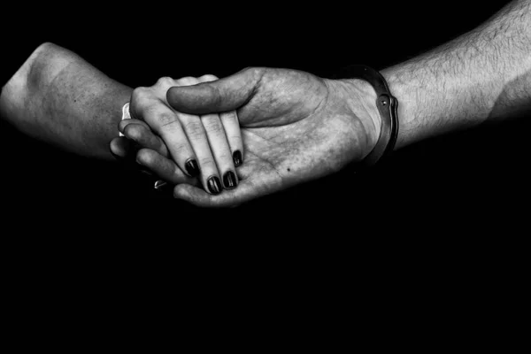 Чоловіки Жінки Згорнули Руки Разом — стокове фото