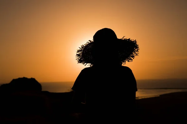 Turist Kvinna Hatt Siluett — Stockfoto