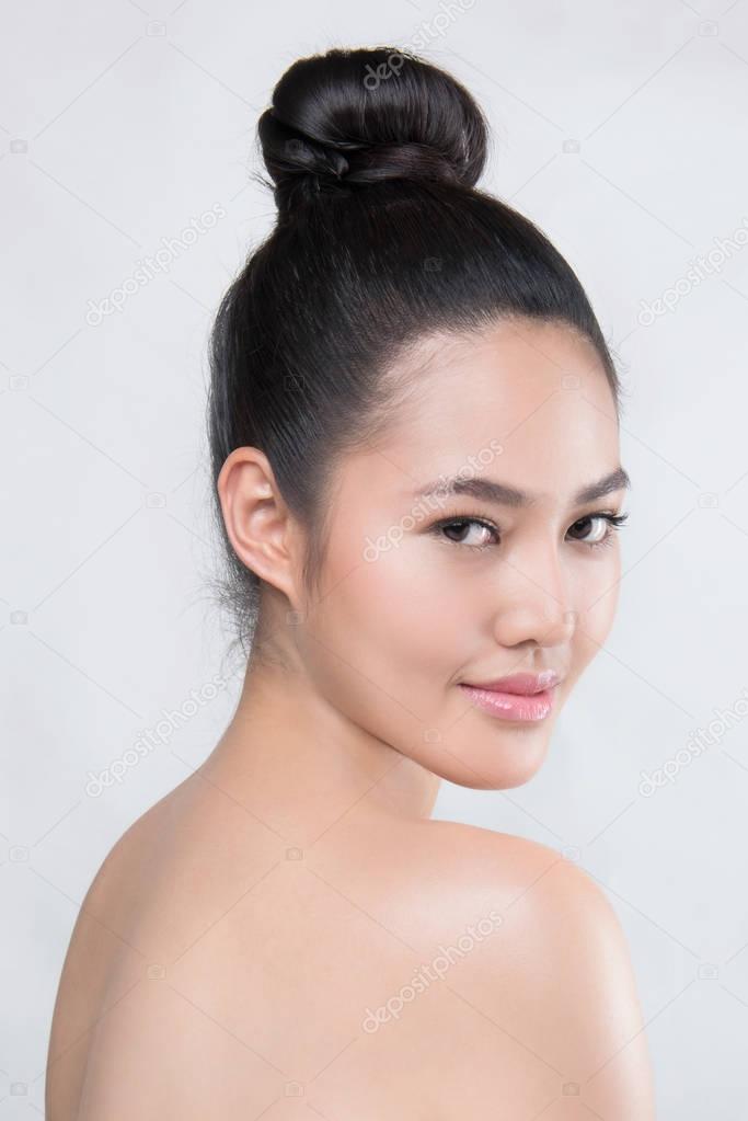Beauty Woman Face Natural Make Up Skincare