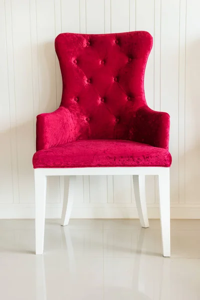 Moderna silla roja y blanco en la sala de oficina — Foto de Stock