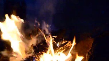 Kampanyada yangın çıktı.