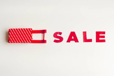 sıcak satış ve çam dalları