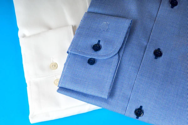 Mavi ve beyaz gömlek closeup yığını