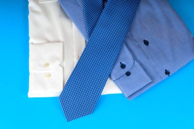 Mavi ve beyaz gömlek closeup yığını