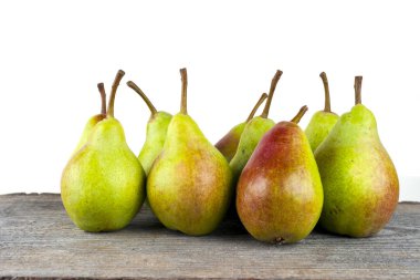 armutlar beyaz arkaplanda izole