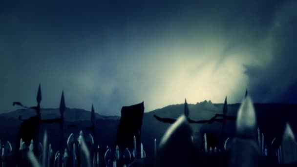 Masivní středověké armáda drží meče a sekery na pochodu k válce — Stock video