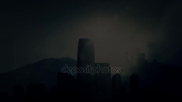 Post Città fantasma apocalittica su uno sfondo tempesta di fulmini — Video Stock