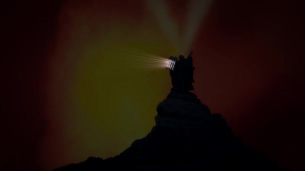Profeten Moses på berget håller de tio budorden och eldstoden — Stockvideo