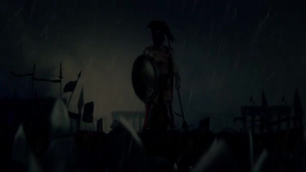 Спартанский солдат после героической битвы со своей огромной армией под грозой и дождём — стоковое видео