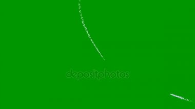 Füze duman yollar kadar yeşil ekran üzerinde gökyüzünde