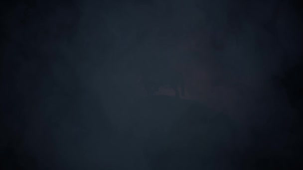 Soldat romain assis sur un cheval un jour de tempête 