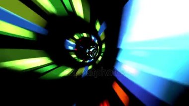 Hızlı içinde renkli ışıklarla tam bir futuristik tünelde seyahat