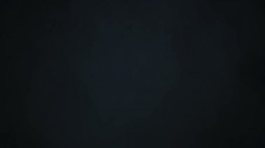 Bir fırtına tarafından geçen tren