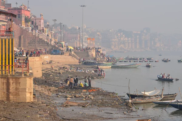 Banka Ganges Varanasi, Indie. Prosince 2015 — Stock fotografie