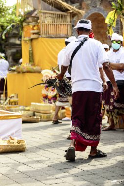 Bali, Endonezya 'da yeni yıl arifesi kutlaması. Ubud Şehri 24 Mart 2020