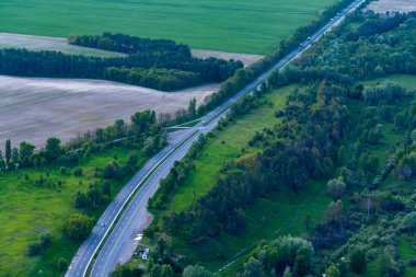 Balon uçuşu. Ukrayna üzerinde akşam uçuşu.