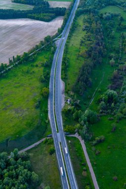 Balon uçuşu. Ukrayna üzerinde akşam uçuşu.