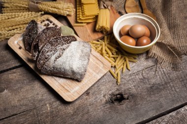 Yumurtalı makarna spagetti