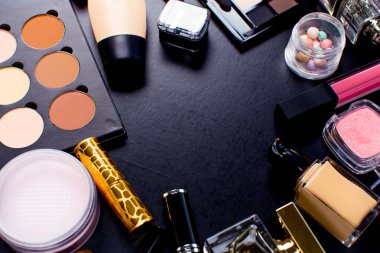 siyah Dekoratif kozmetik