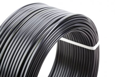 siyah elektrik kablosu