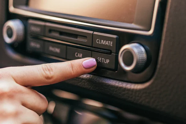 Woman driving car — Stock Photo, Image