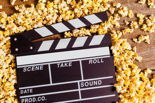 Кинохлопок и поп-корн
