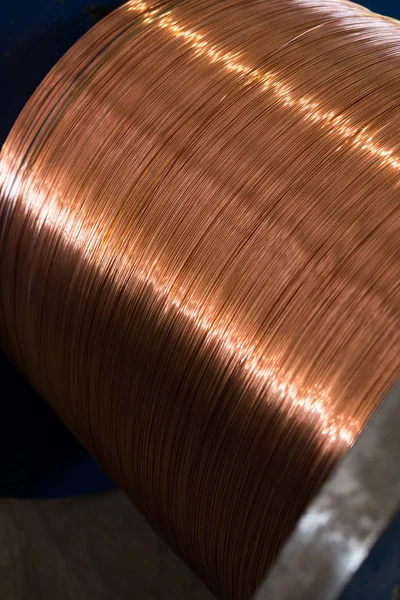 Renkli elektrik kabloları