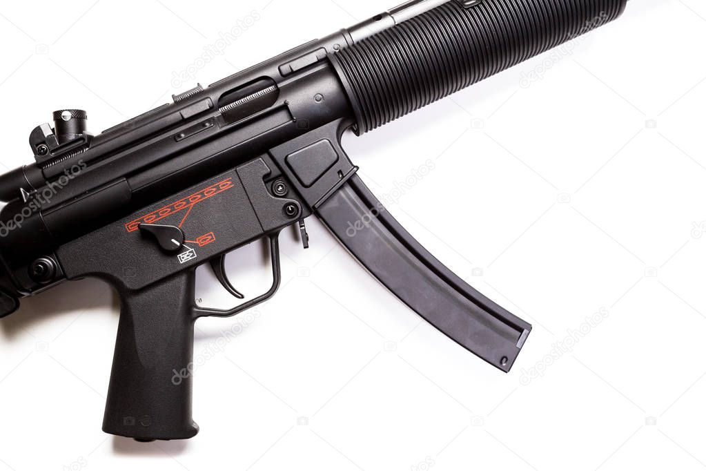 Submachine gun MP5