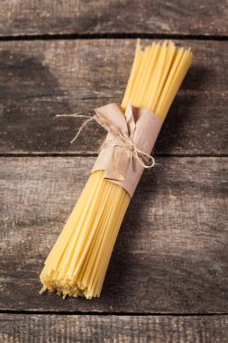 pişmemiş makarna bileşimi