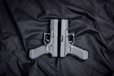 Askeri modern tabanca 