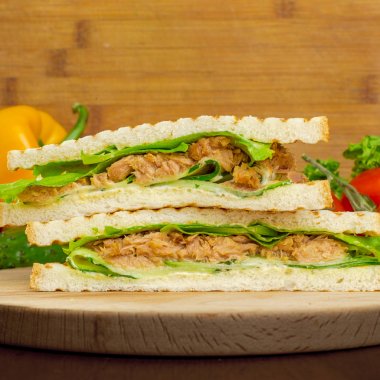 etli ızgara sandviç