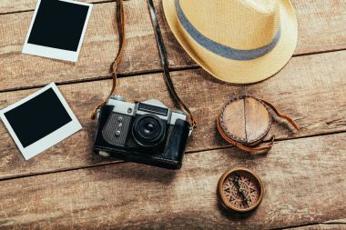  bir dağ gezisi için donatım