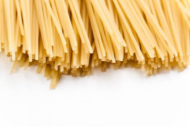 Ham geçmişleri spagetti 