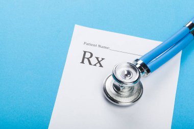 Stetoskop rx reçete üzerinde