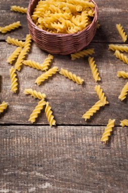 pişmemiş makarna bileşimi