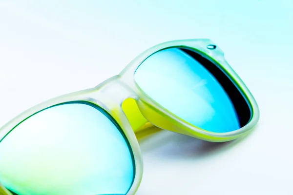 Modern Yellow sun glasses — Stock Photo, Image