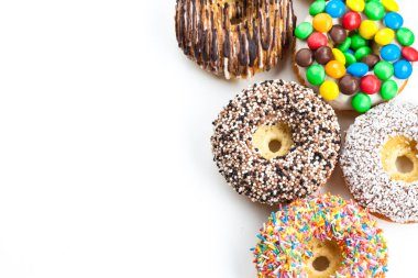 Kremalı lezzetli çörekler. 