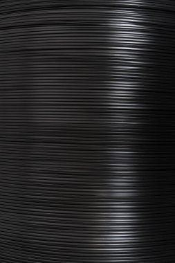 siyah elektrik kabloları