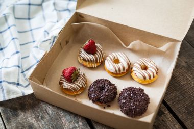 Tatlı ve lezzetli çörekler.